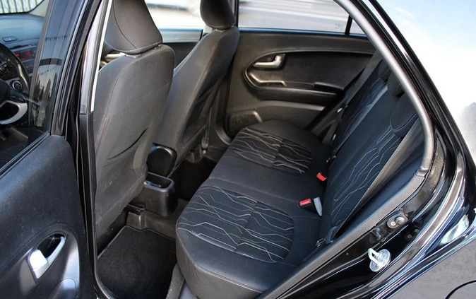 Kia Picanto cena 29900 przebieg: 122000, rok produkcji 2016 z Zwierzyniec małe 154